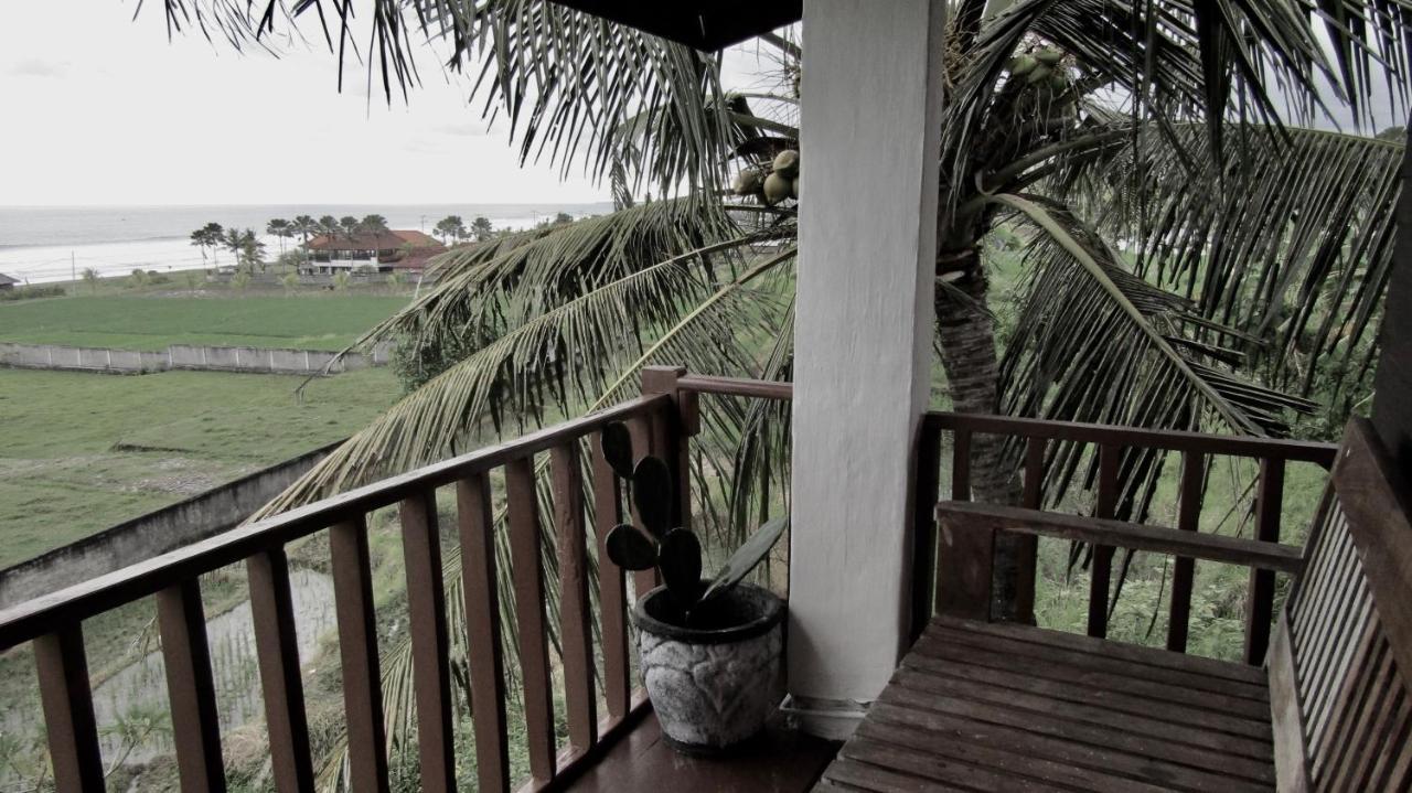 Dikaloha Surfschool And Stay Airsatang Екстериор снимка
