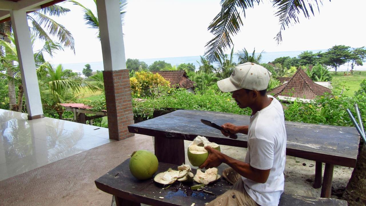 Dikaloha Surfschool And Stay Airsatang Екстериор снимка