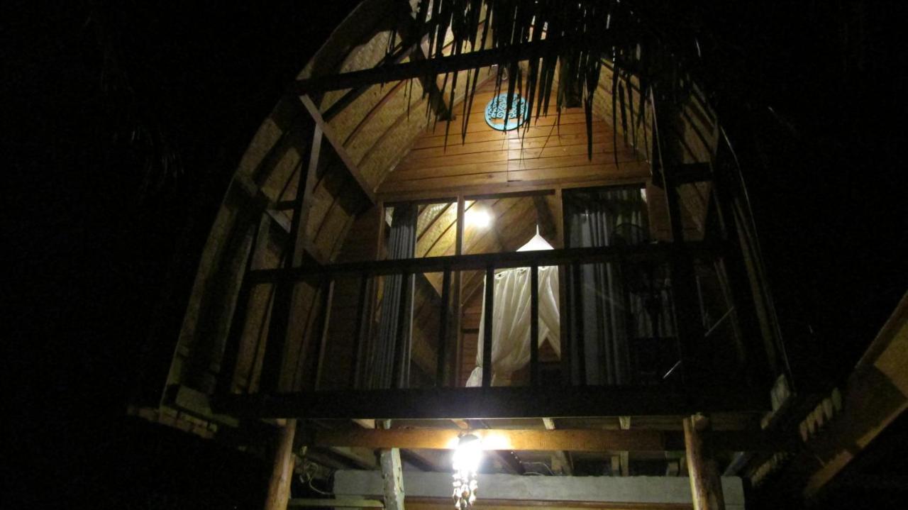 Dikaloha Surfschool And Stay Airsatang Екстериор снимка