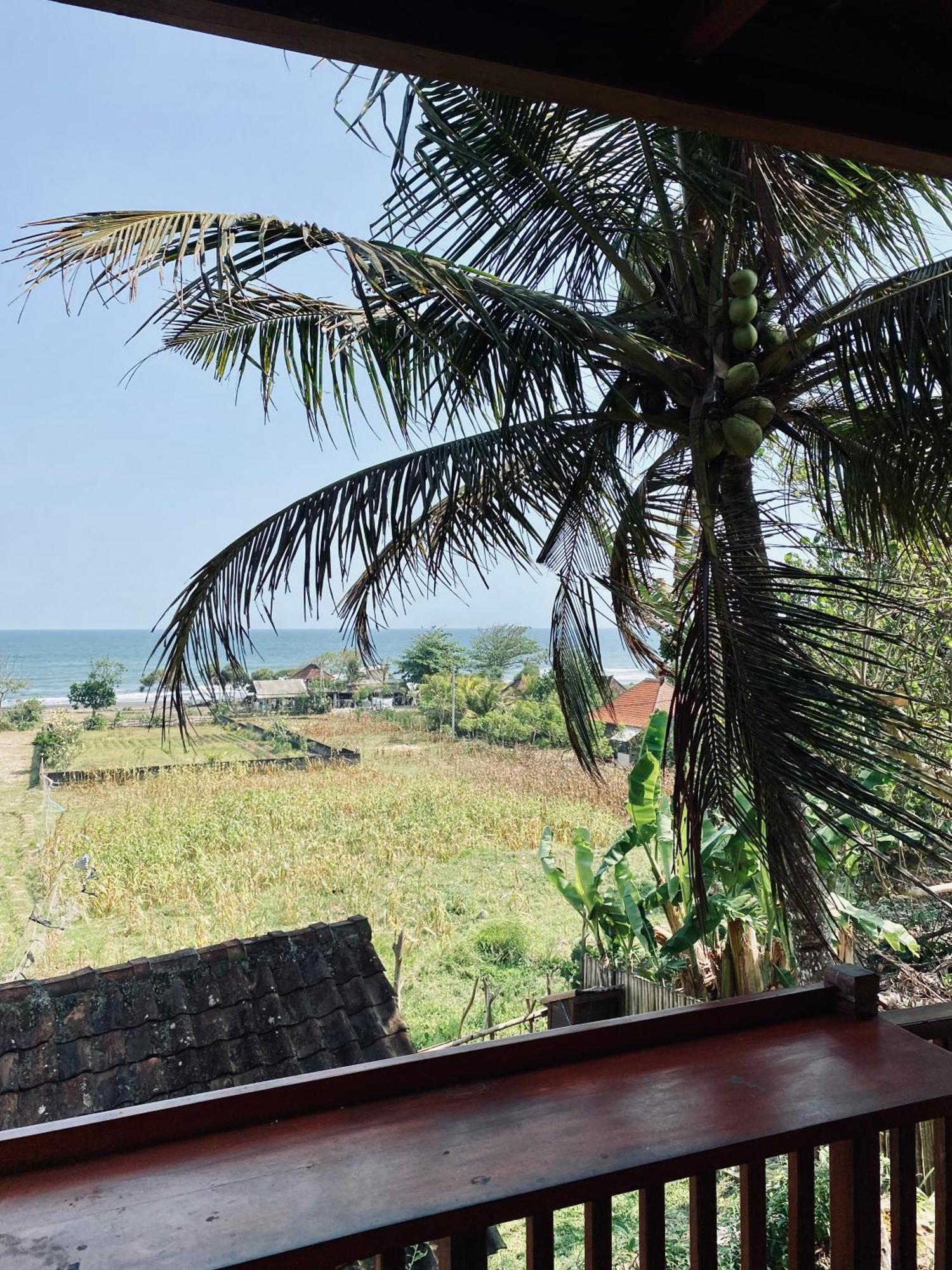 Dikaloha Surfschool And Stay Airsatang Екстериор снимка