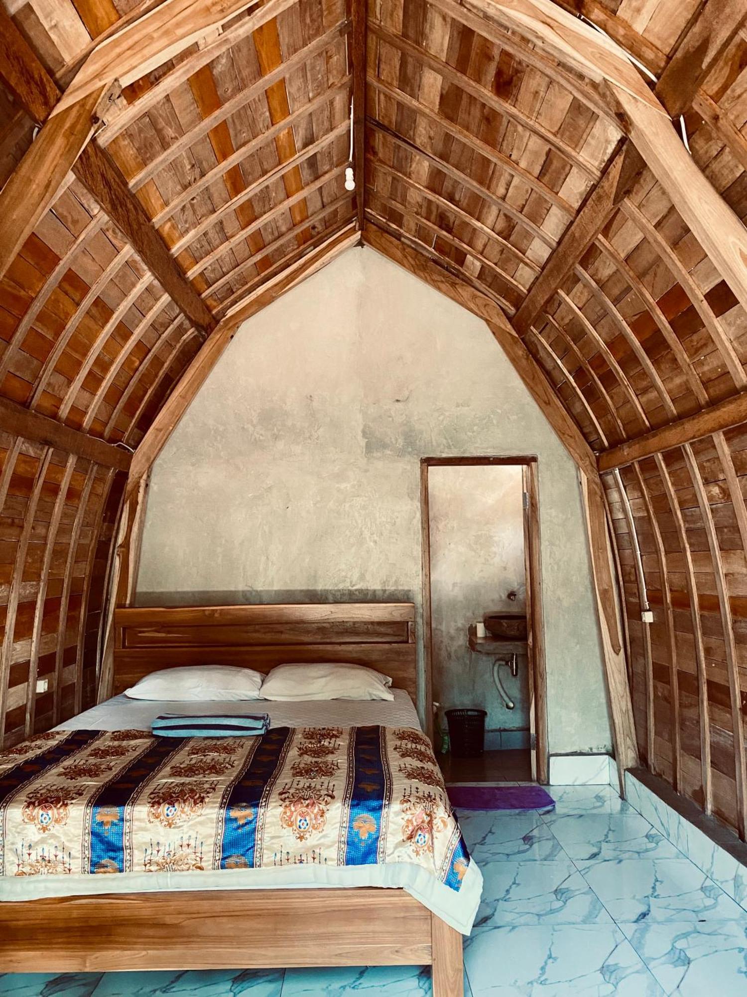 Dikaloha Surfschool And Stay Airsatang Екстериор снимка